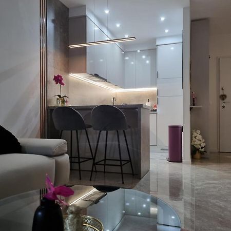 Apartment "50 Shades" With Balcony And Free Parking In The Garage Zadar Eksteriør bilde