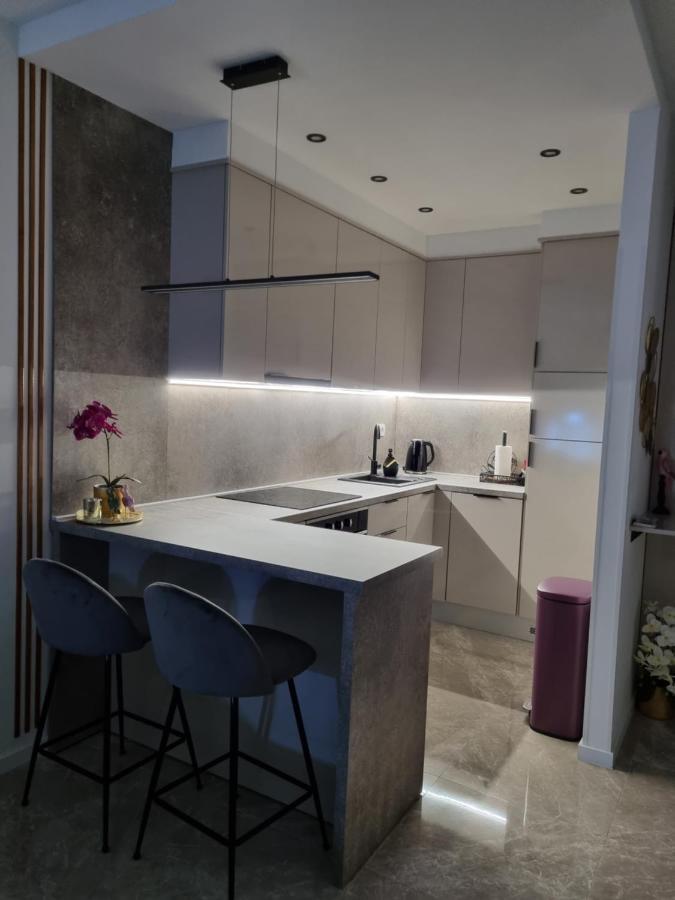 Apartment "50 Shades" With Balcony And Free Parking In The Garage Zadar Eksteriør bilde